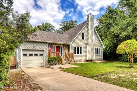 107 Live Oak Court