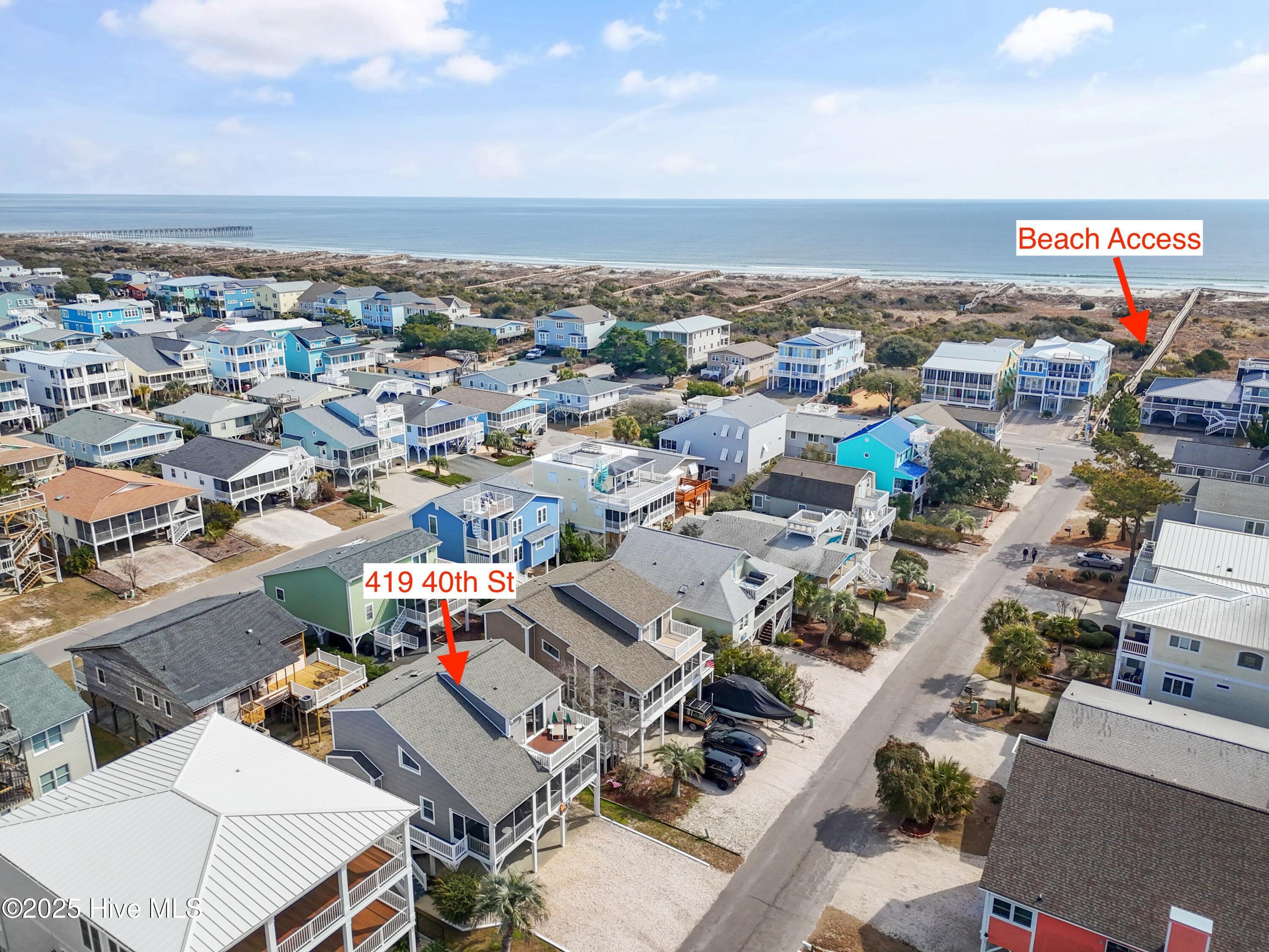 Image 3: A Few Steps to 40th St Beach Access