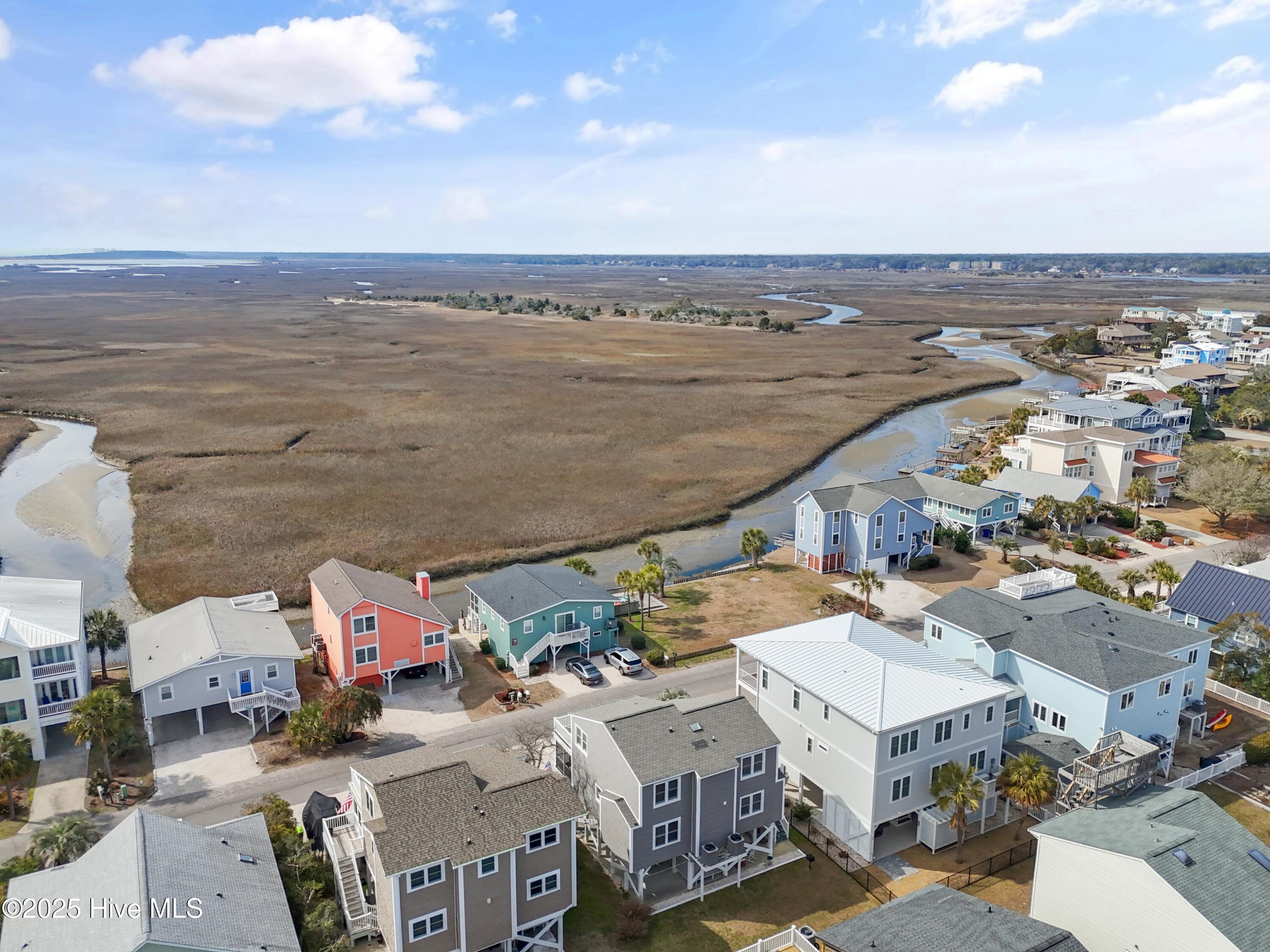 Image 4: Faces West with Water Views!
