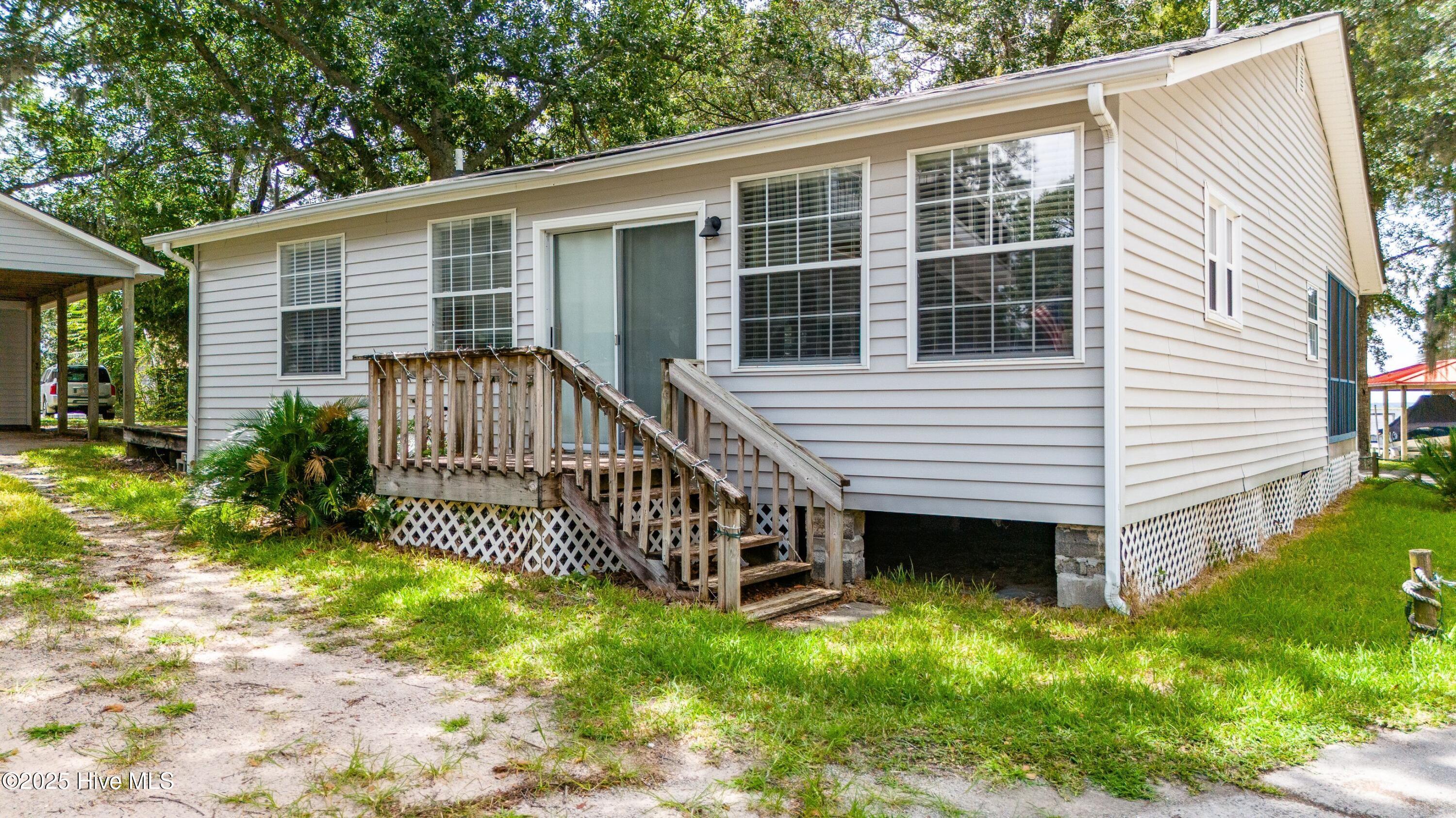 Image 4: 44 pecan lane 22