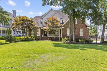 209 Bayside Drive