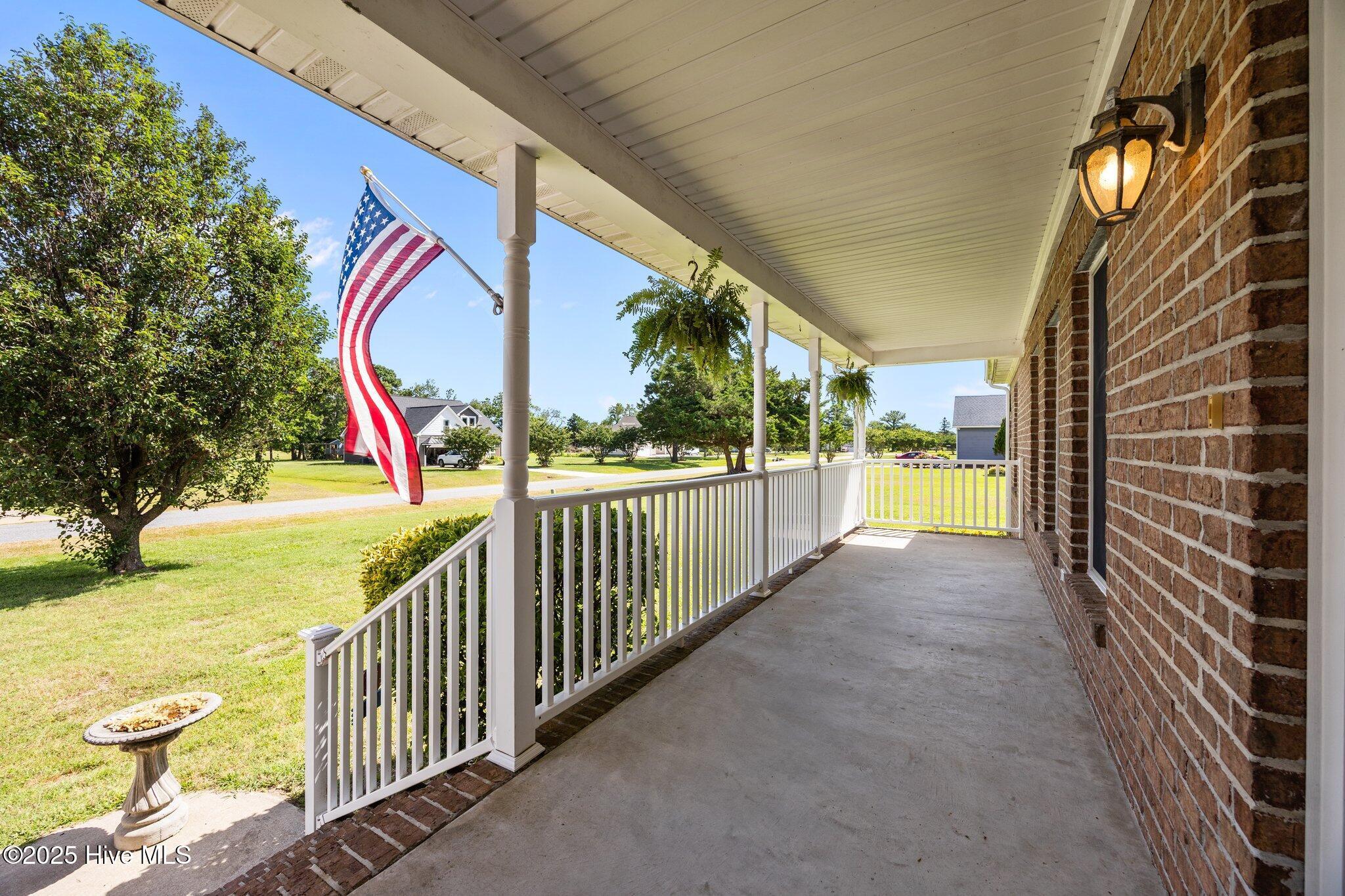 Image 3: Covered front porch