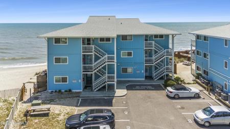 1437 Fort Fisher Boulevard S