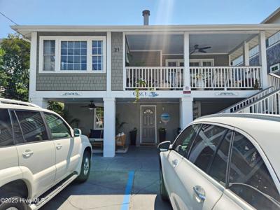 21 W Henderson Street