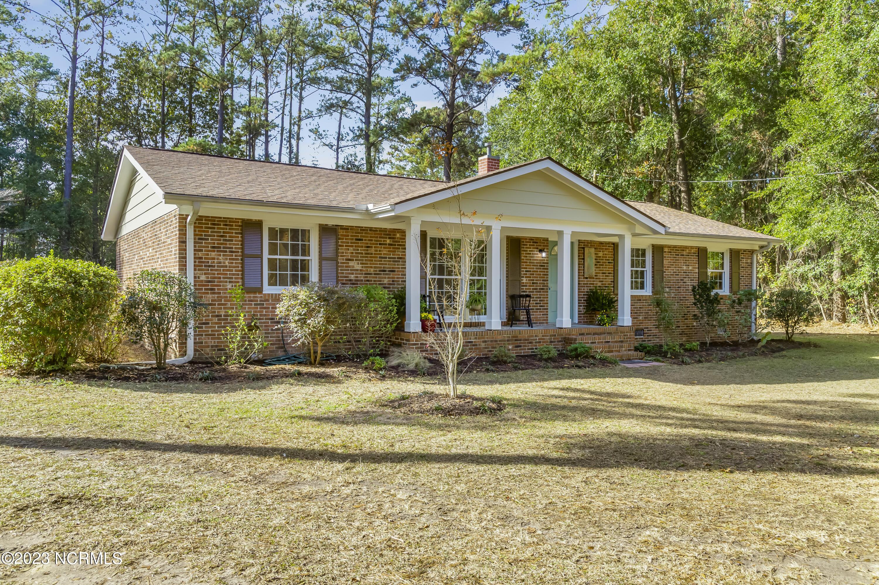 173 Pinewood Drive, Minnesott Beach, NC lhrmls01901893