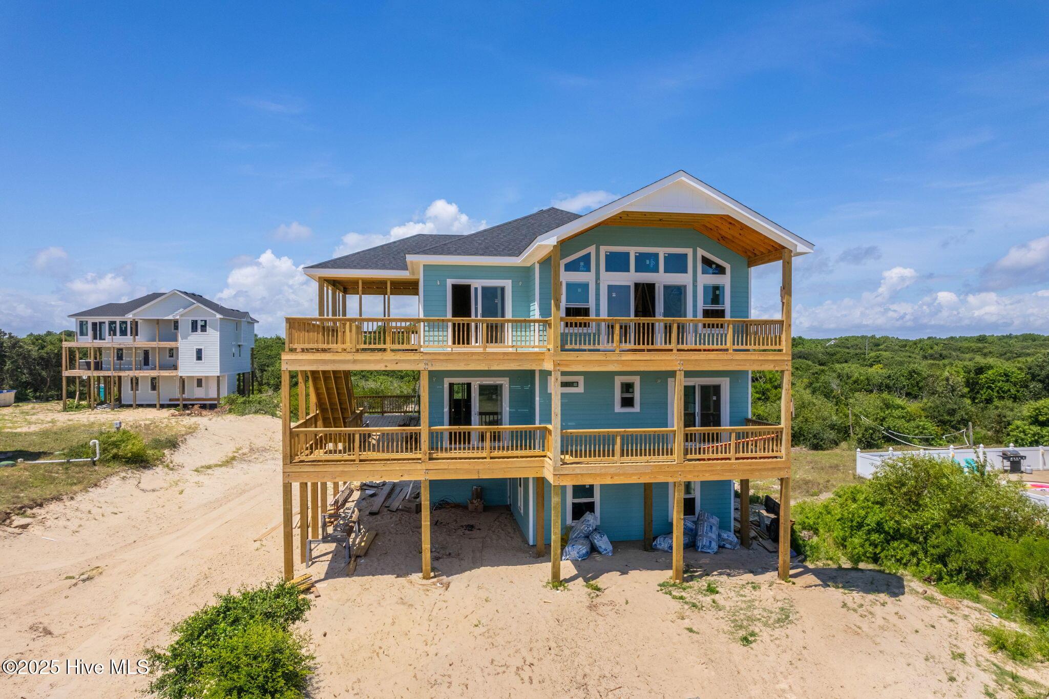 Image 4: 1-web-or-mls-2230-Sandfiddler-Rd-Front-E