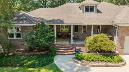 1875 Acorn Drive