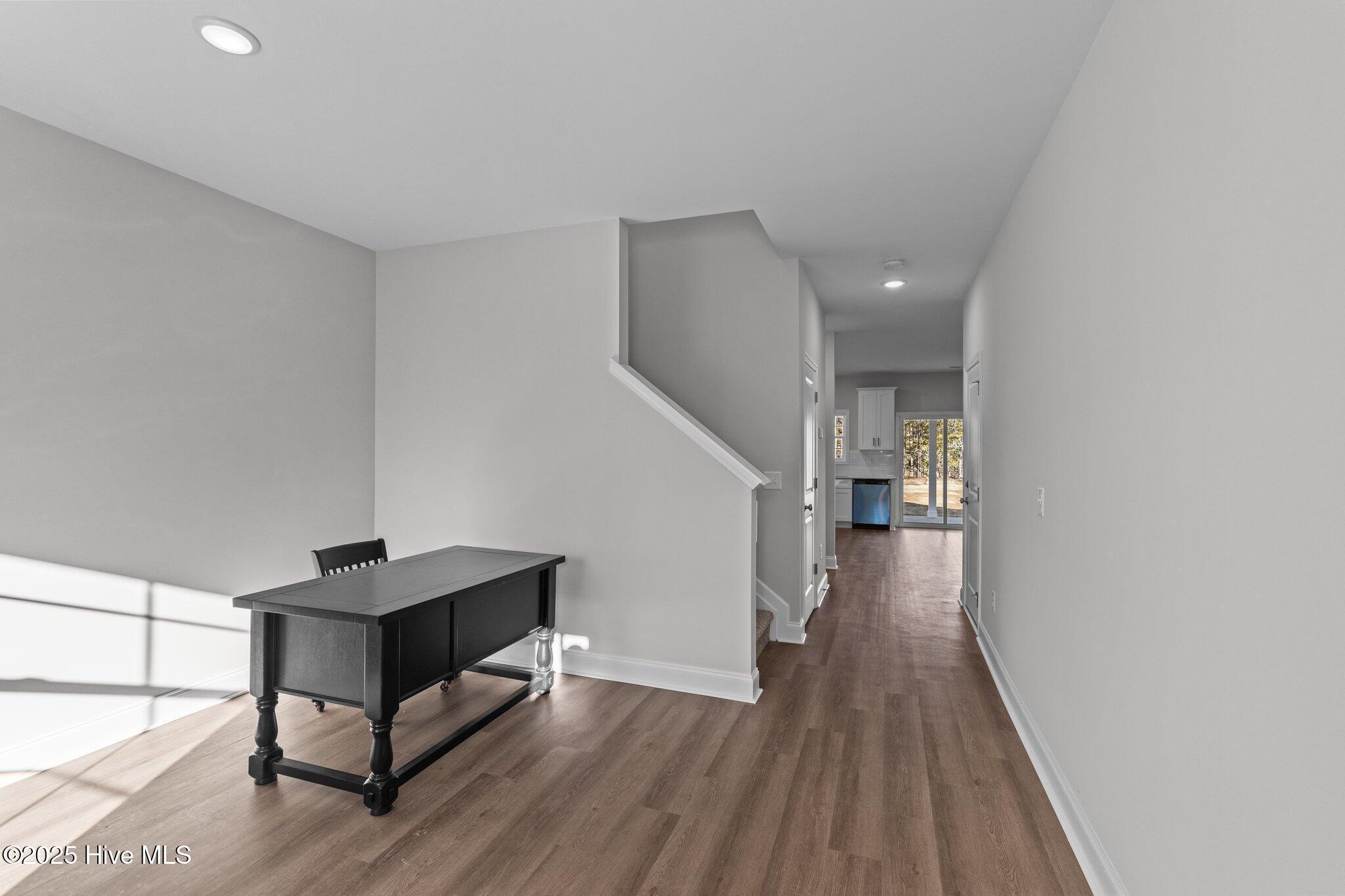 Image 3: 5-web-or-mls-BLS_0003