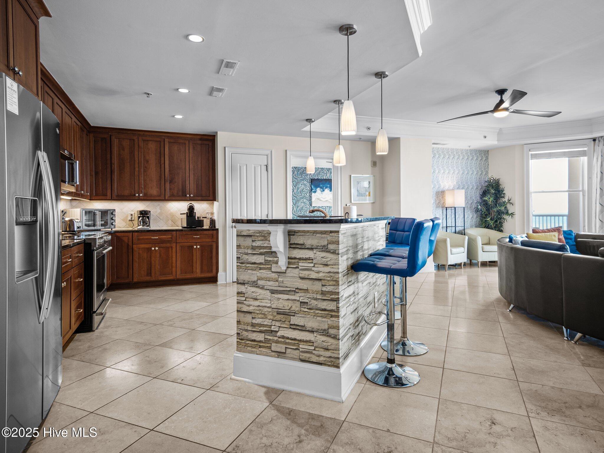 Image 3: Open Kitchen with Island