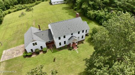 205 Blackfoot Road