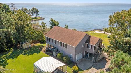 132 Edgewater Drive