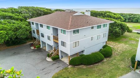 11 Foxfire Trace