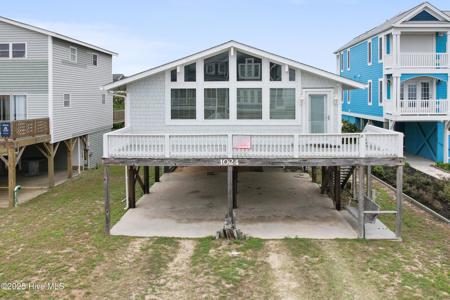 1024 Ocean Boulevard W