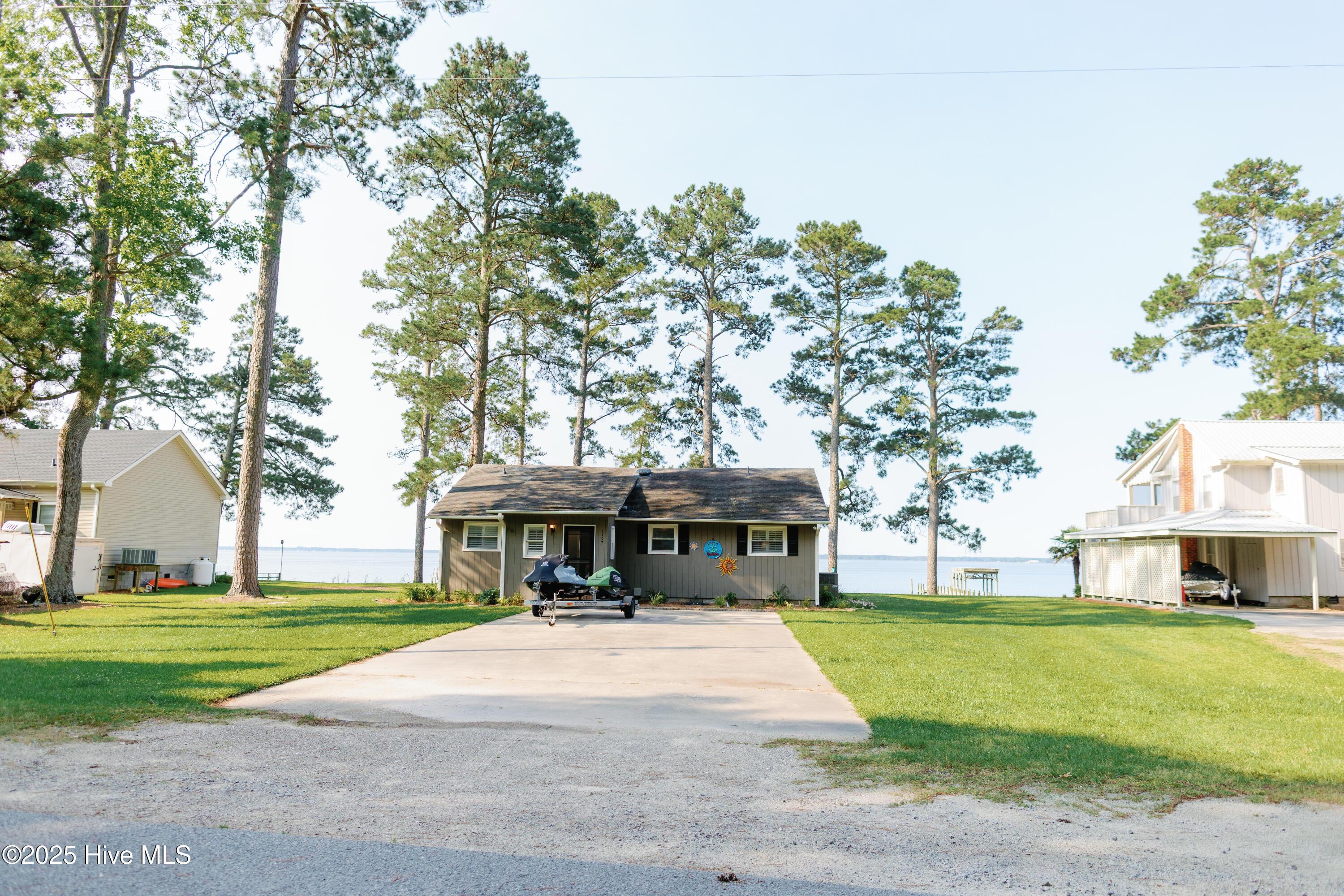 Image 3: 1197 Pinecrest Rd