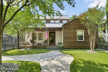 112 Live Oak Drive