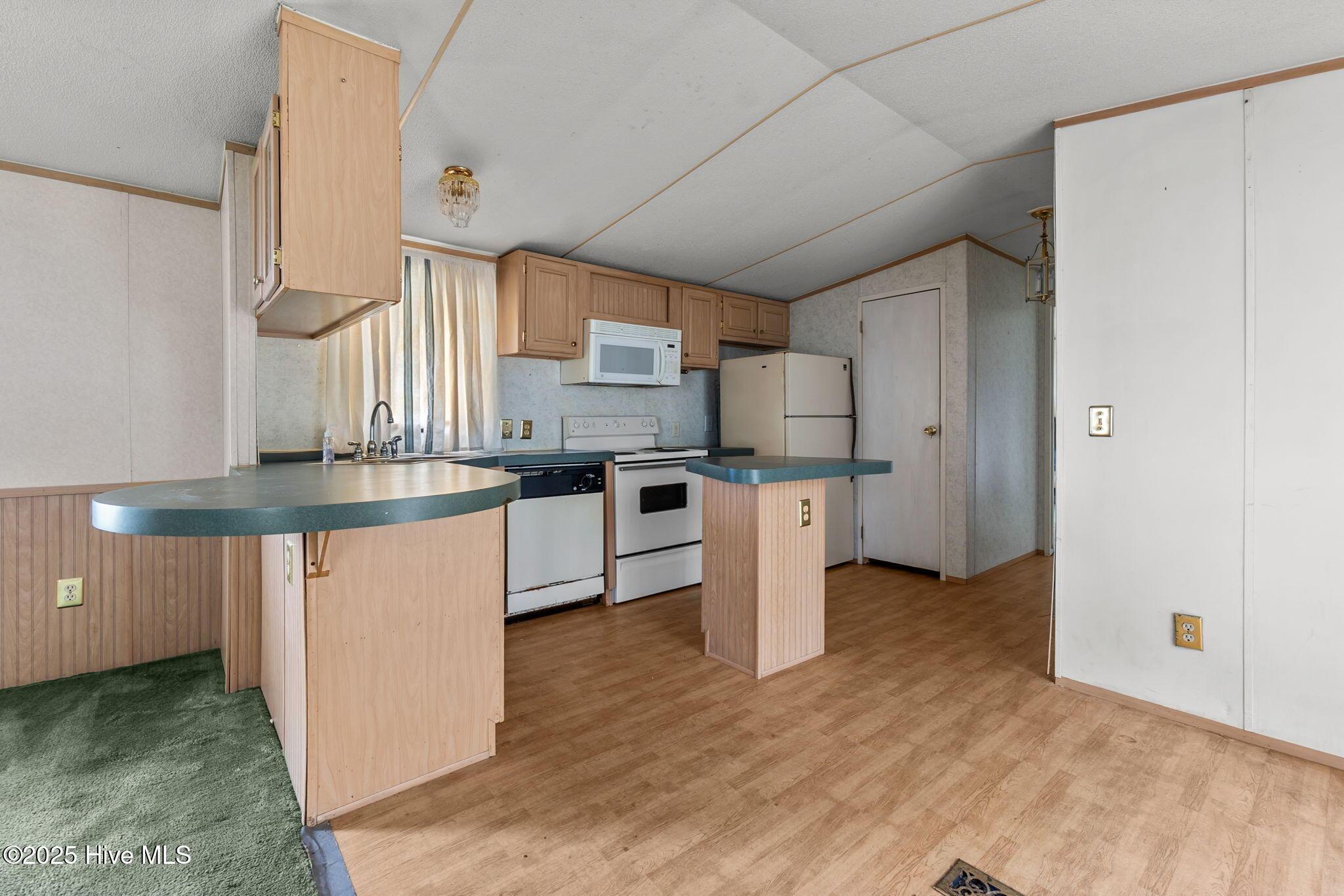Image 4: 34-web-or-mls-WCR07202