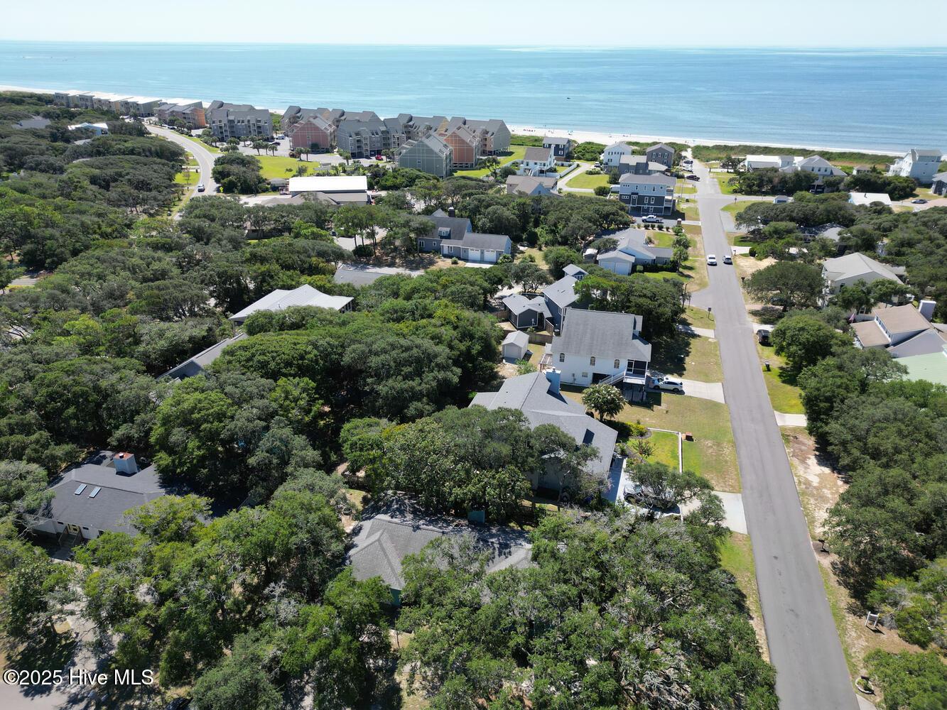 Image 2: 103 Throckmorton St Oak Island-large-001