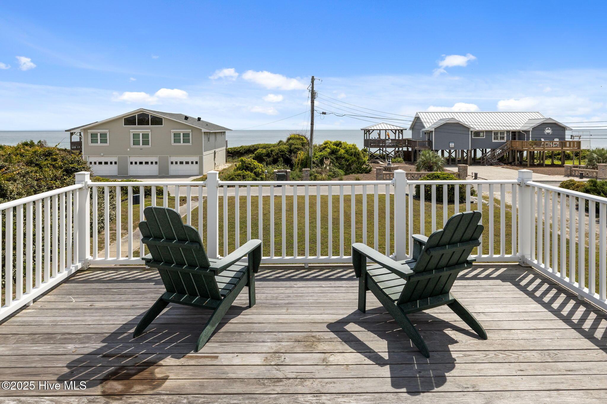 Image 3: 2nd fl deck ocean view