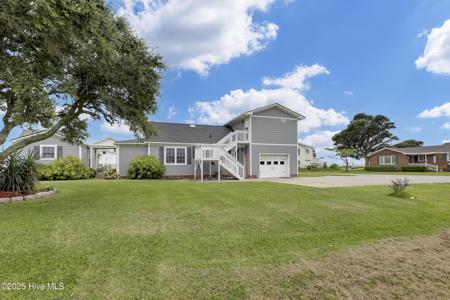 125 Pelican Lane