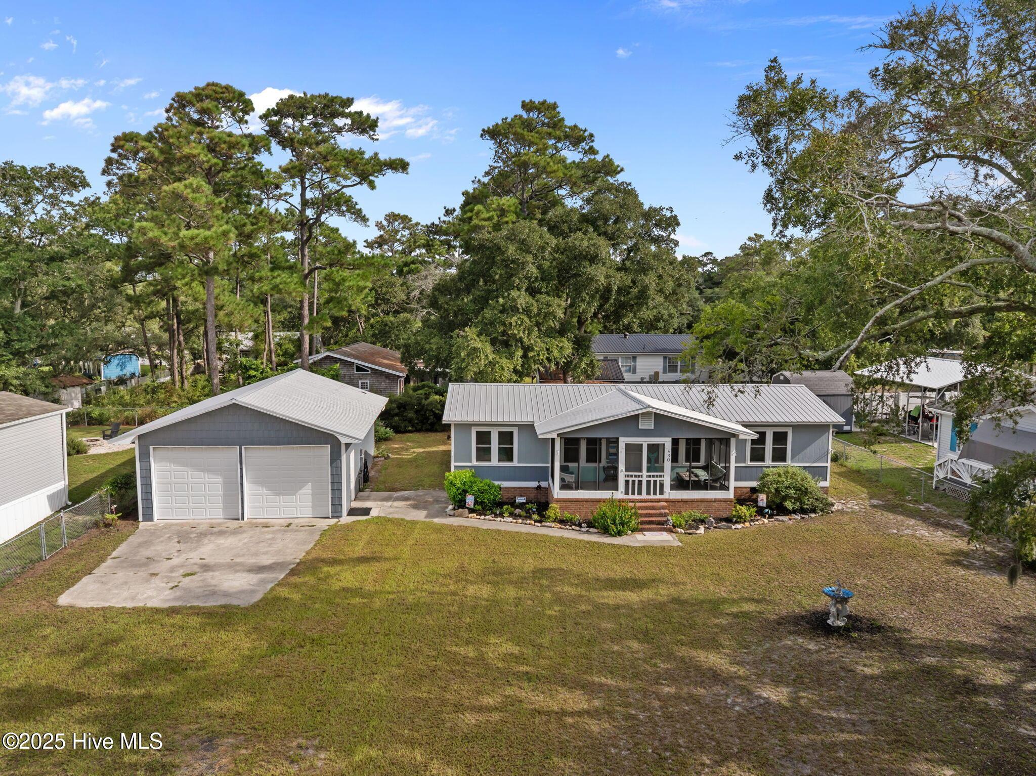 Image 1: 7-web-or-mls-Photo Aug 21 2025, 9 50 13