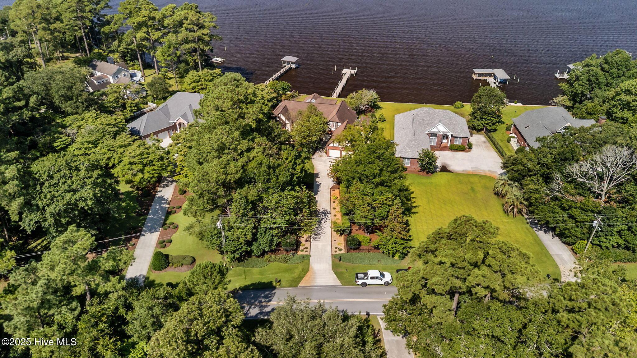 Image 4: 61-web-or-mls-DJI_20250725103106_0337_D