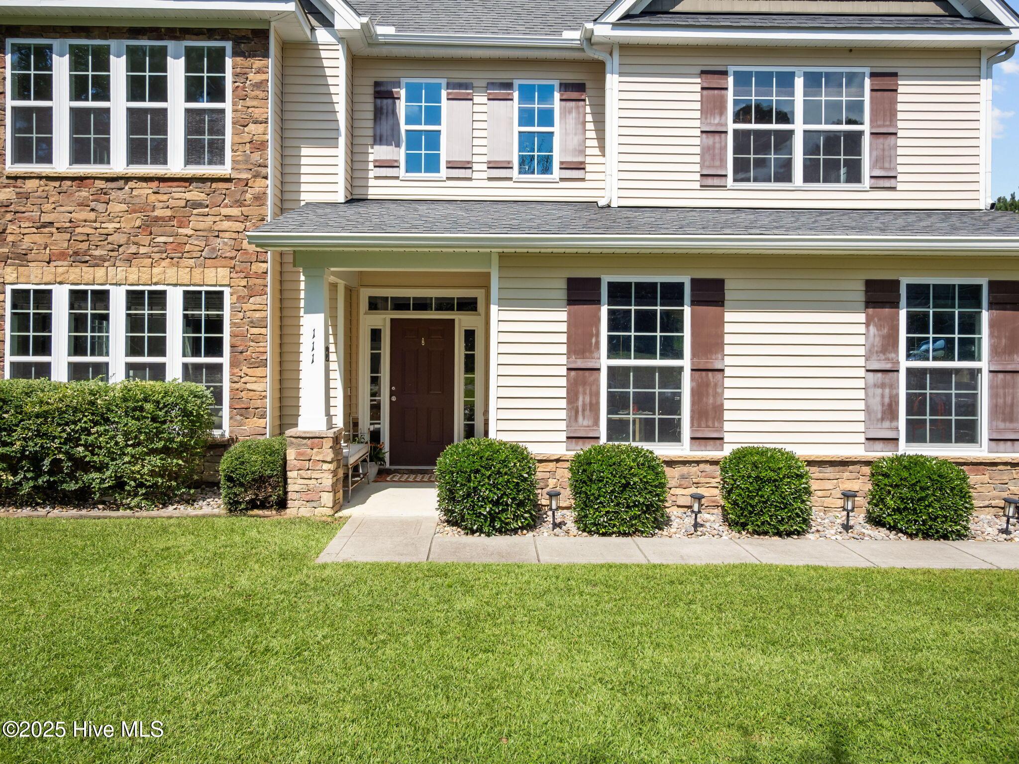 Image 4: 4-web-or-mls-P8141455