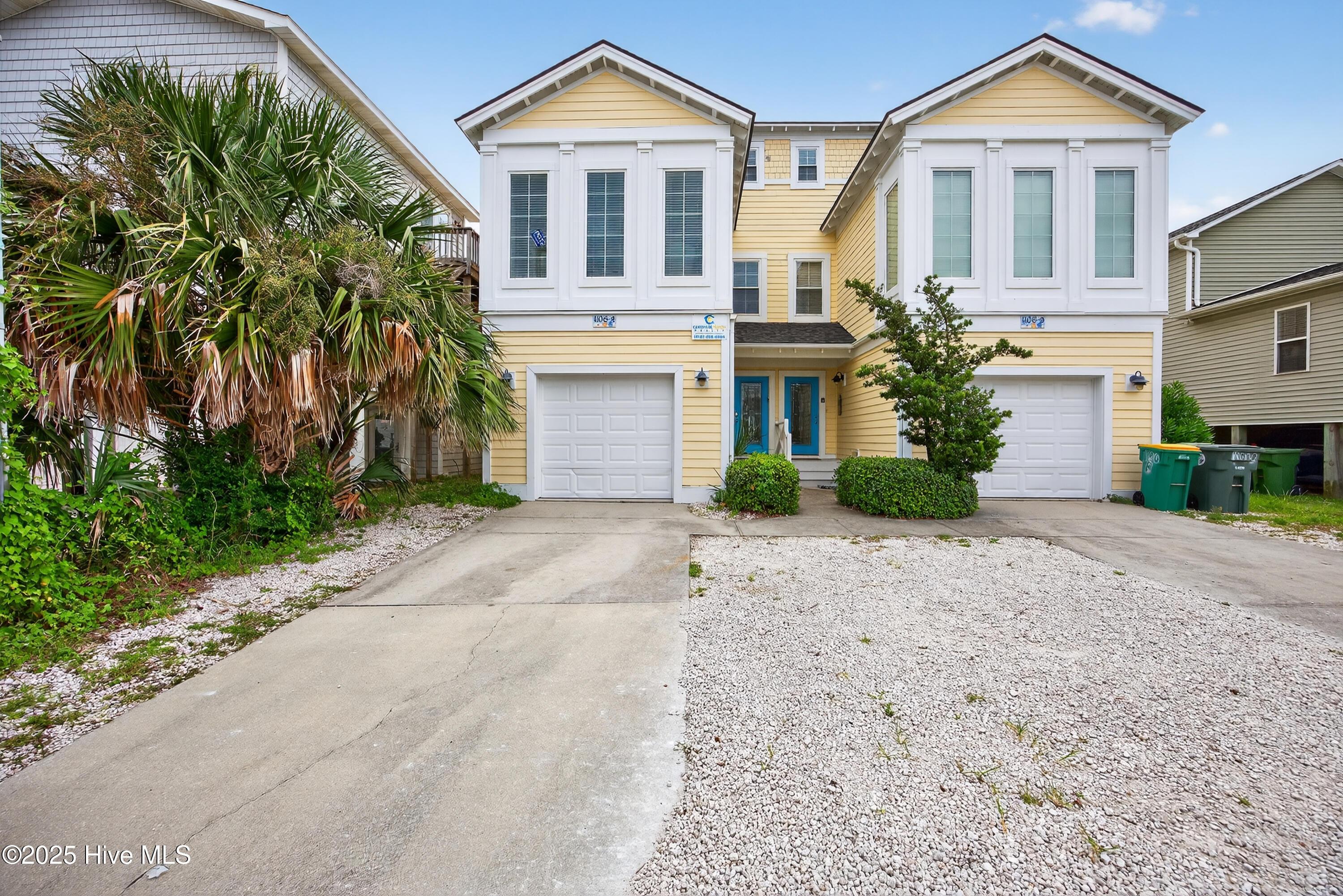 Image 4: 4 - Duplex from Street
