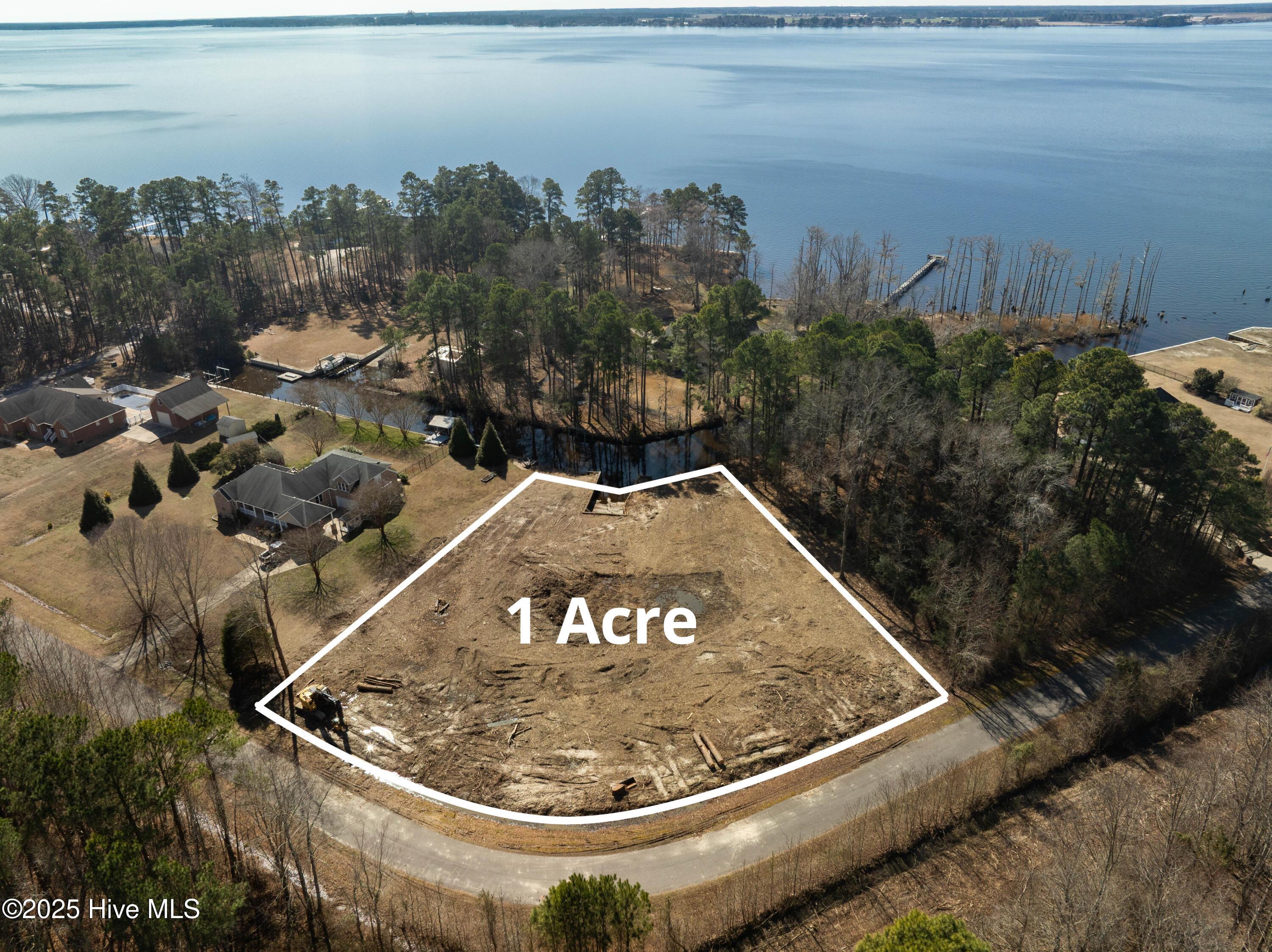 Image 3: 111 Cooke Landing Road_W LINES