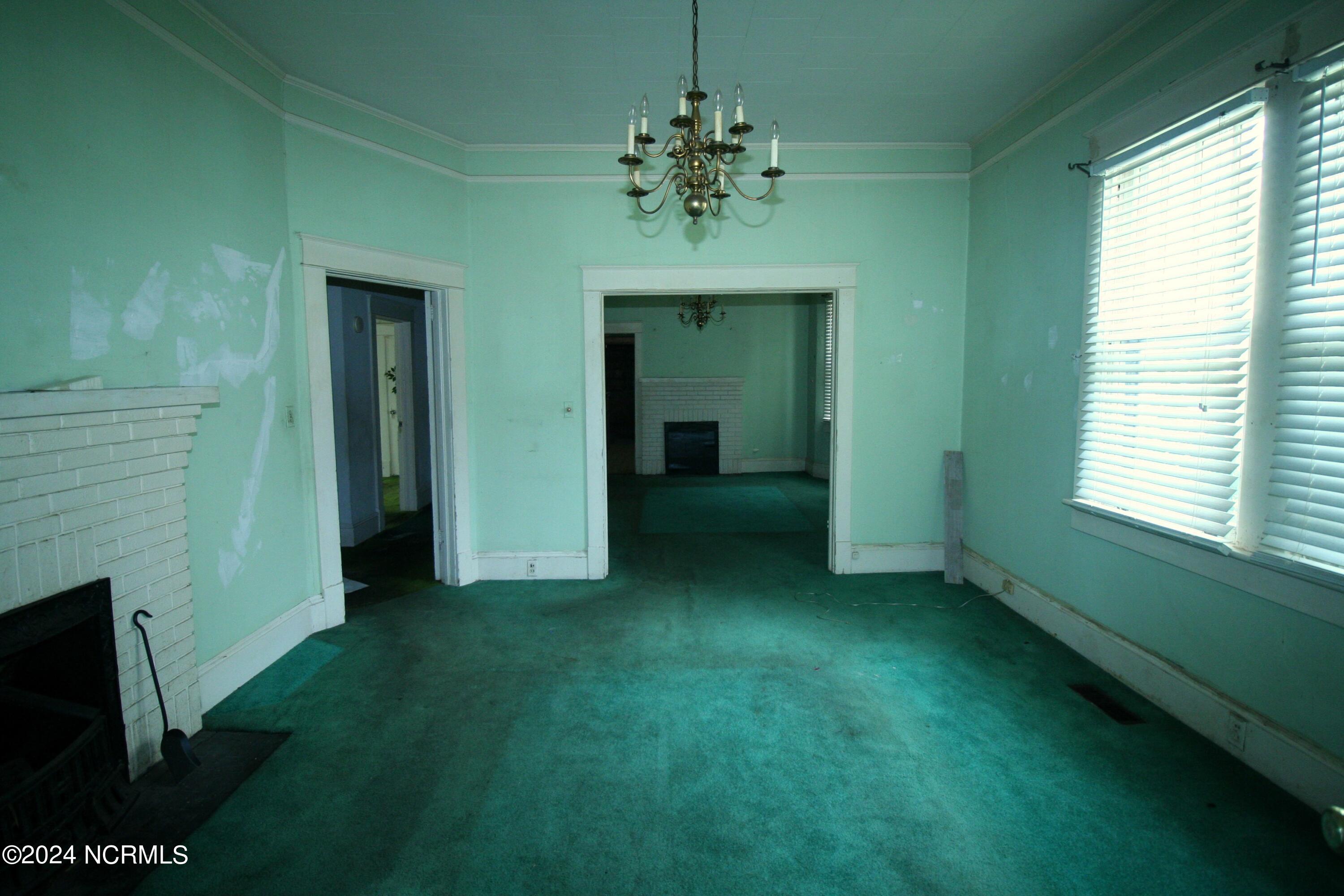 Image 2: Living Room