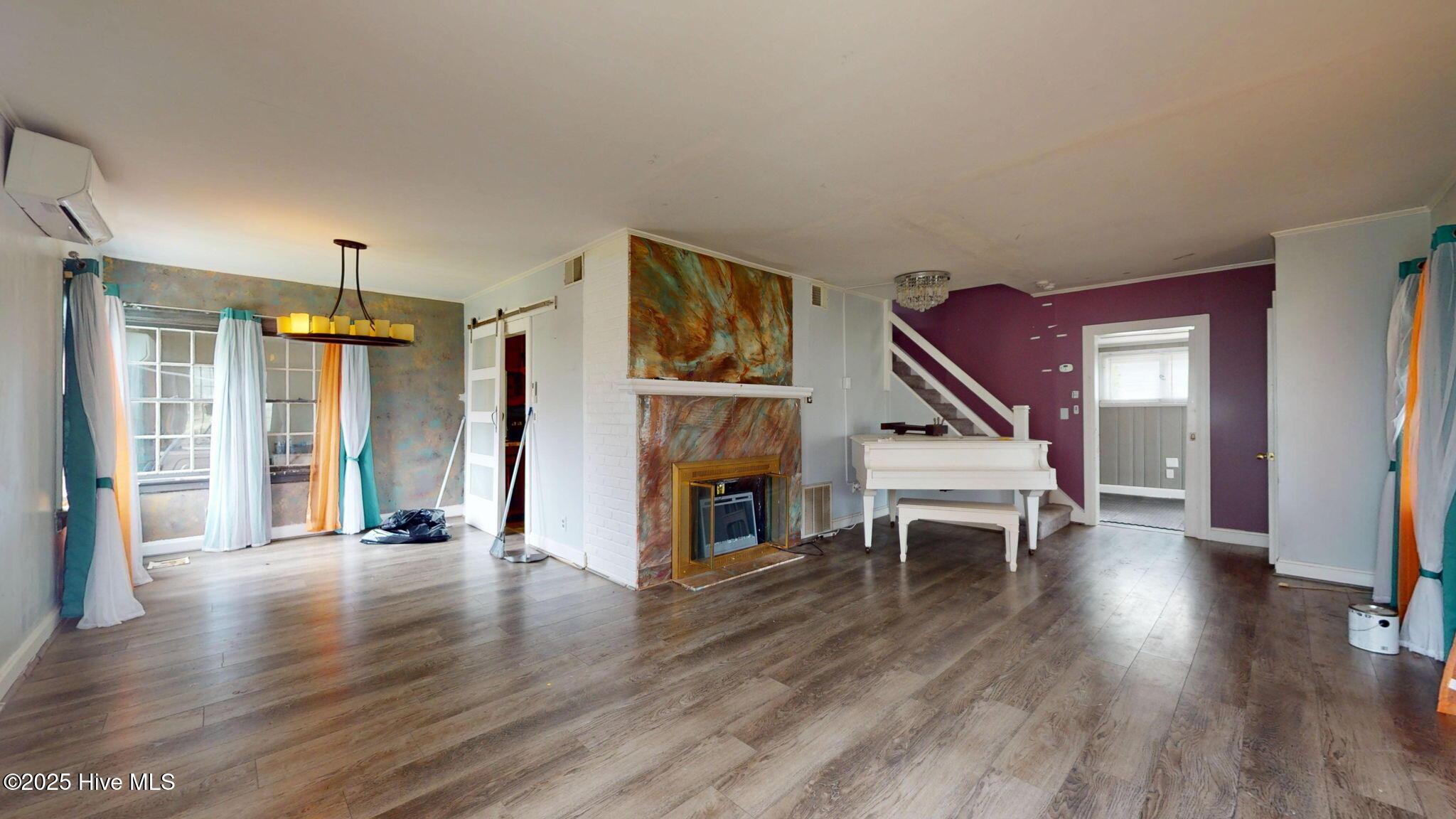 Image 4: 37-web-or-mls-103-Linden-St-Plymouth-NC-