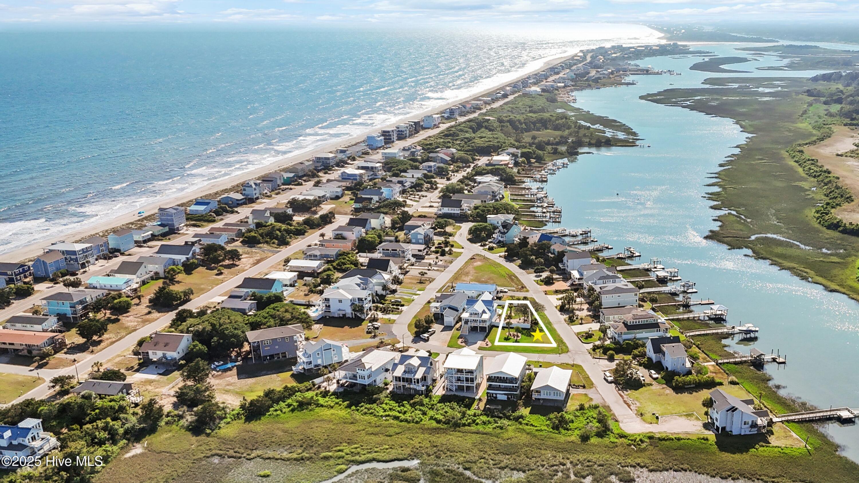 Image 1: 3602 W Pelican Dr Drone