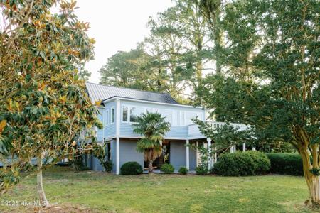 1498 Bayview Road