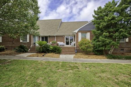 802 Marina Court