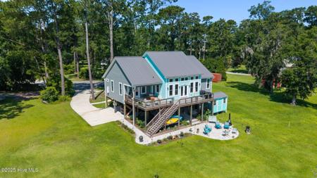 305 Rennys Creek Drive