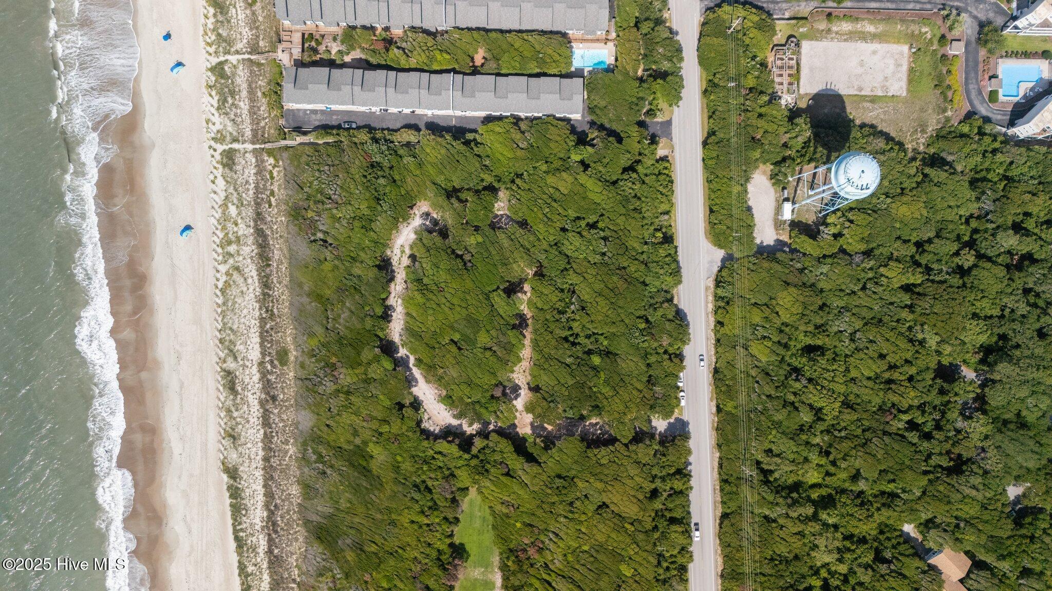 Image 3: 14-web-or-mls-DJI_20250613101943_0076_D