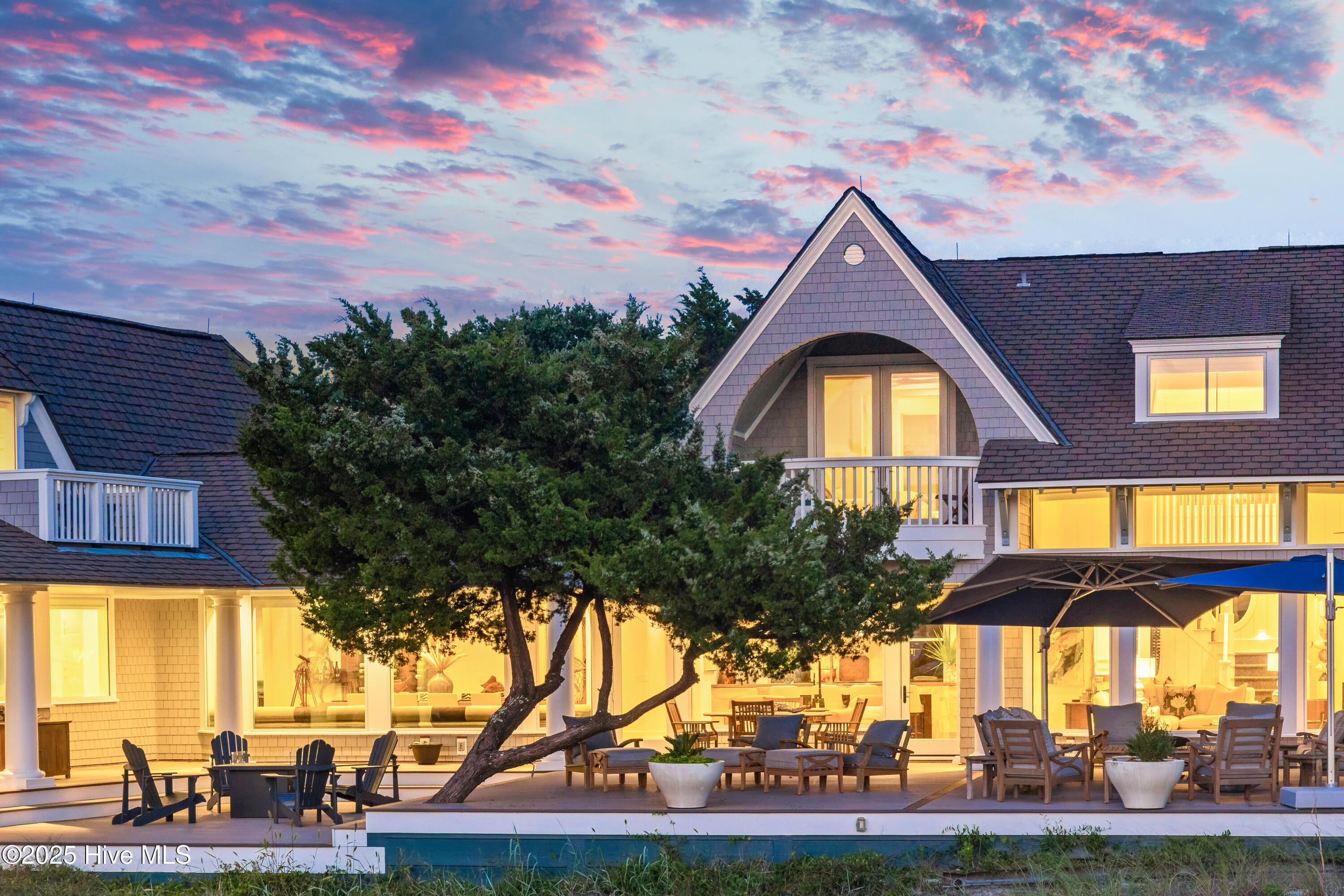 Image 4: 080_35_cape_fear_trail-2_900 Image 4: 080_35_cape_fear_trail-2_900