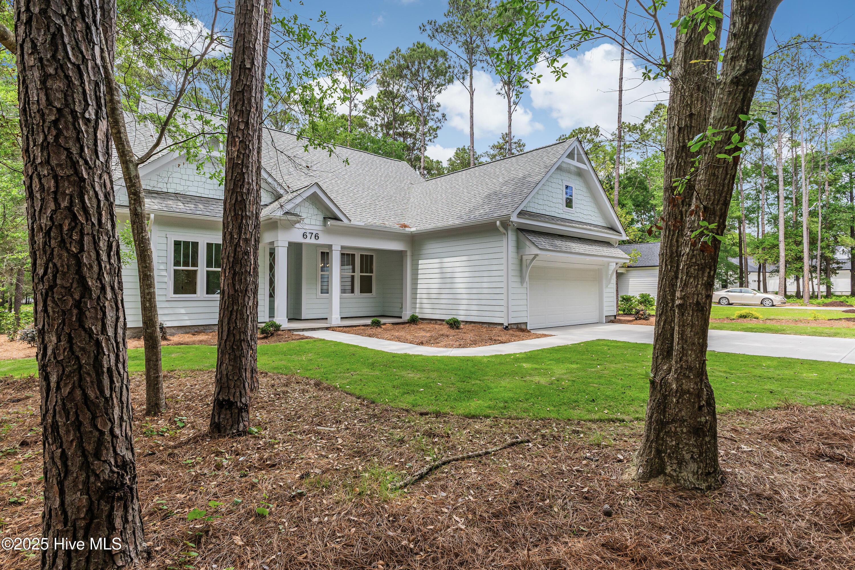 Image 2: 676 Folly Dr-3