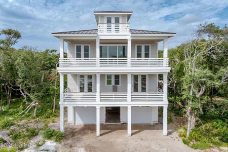 131 Auger Shell Court