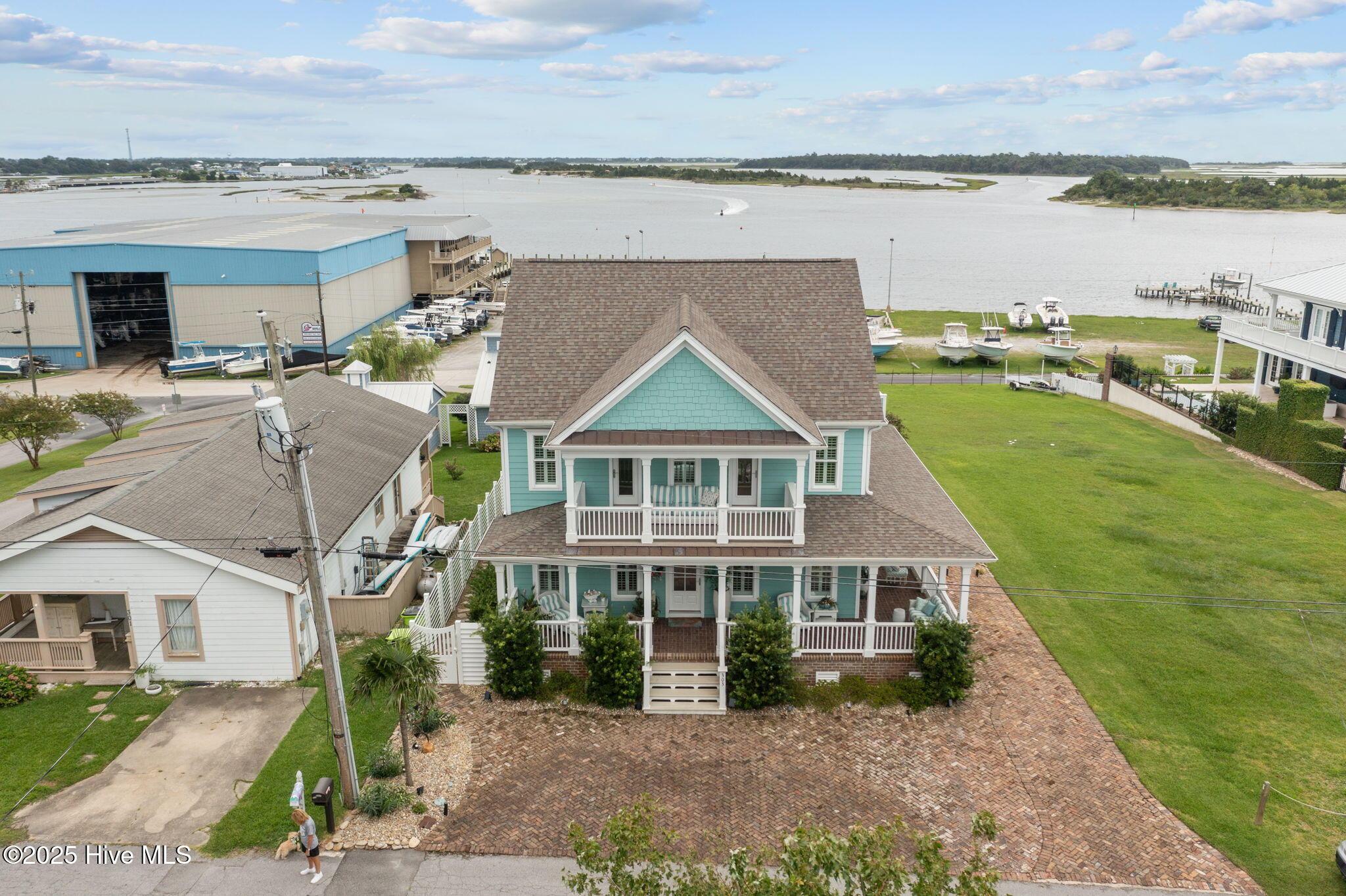 Image 2: 1-web-or-mls-DJI_0080