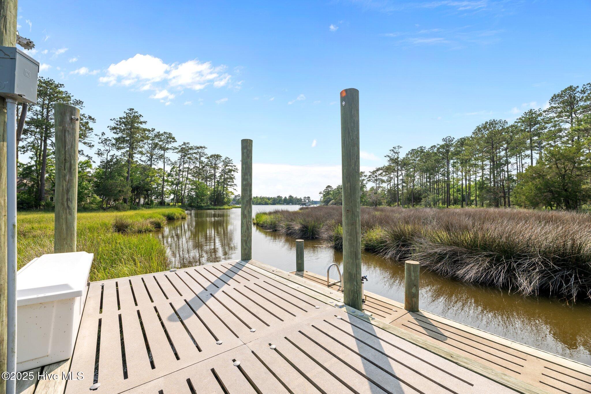 Image 2: 164 Cape Hatteras Pt