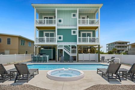 2918 E Beach Drive