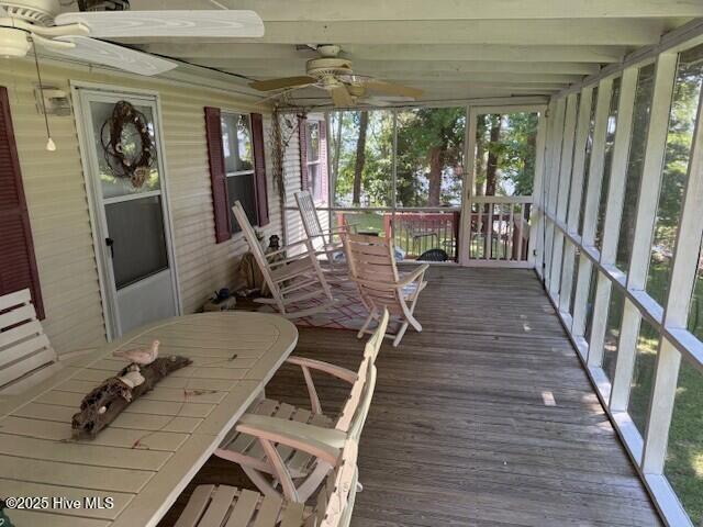 Image 4: porch (3)