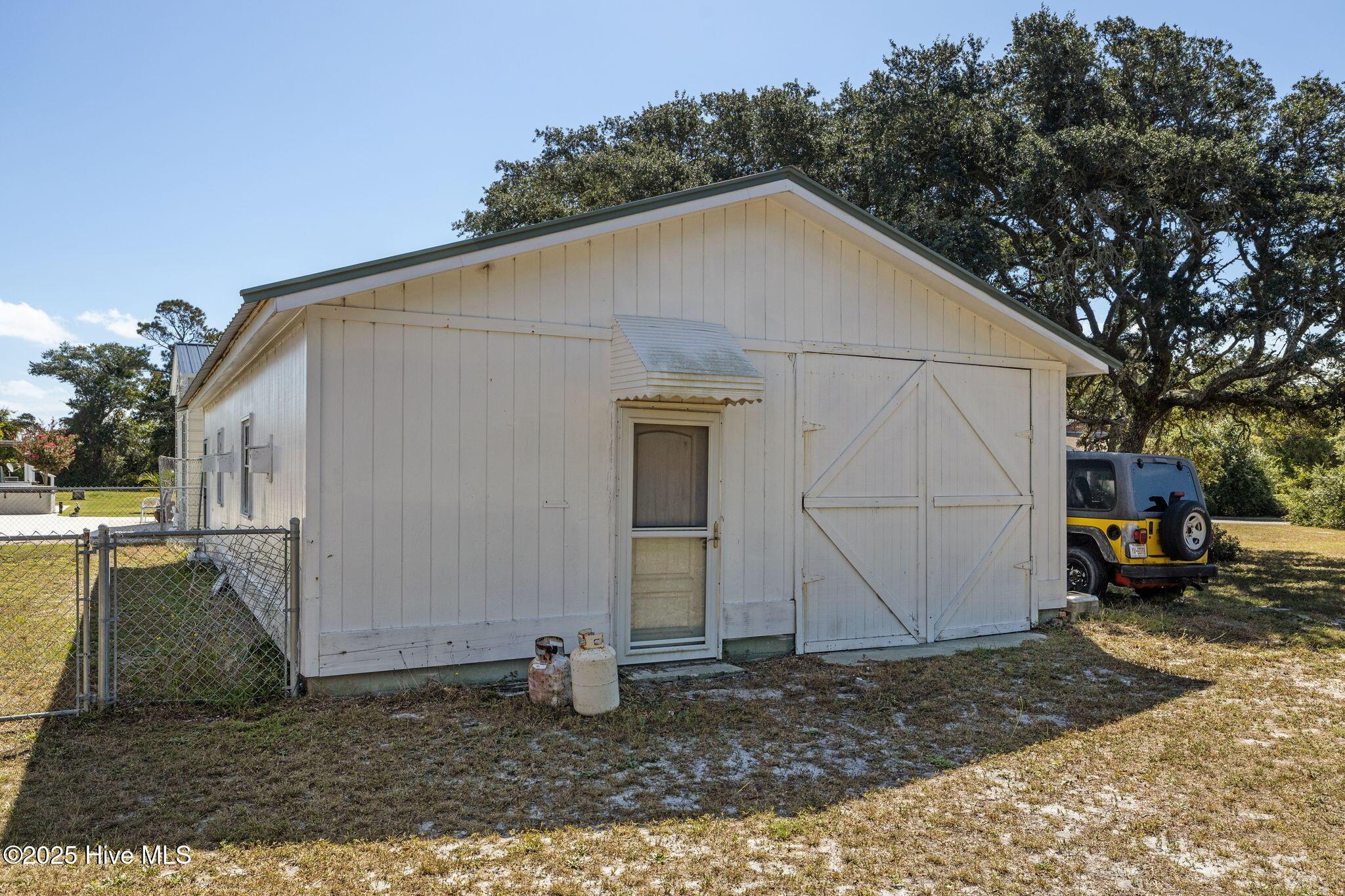 Image 4: 124 Stewart Rd