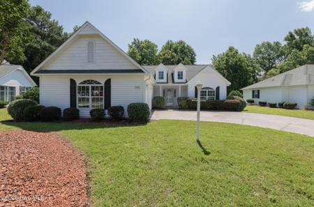 206 N Morningstar
