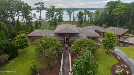 5784 Creek Pointe Road