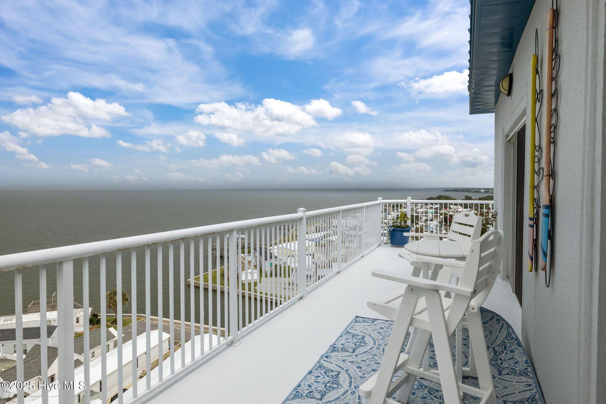 Image 2: Back deck sound view