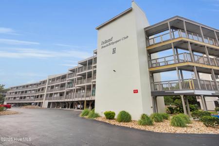 2306 W Fort Macon Road