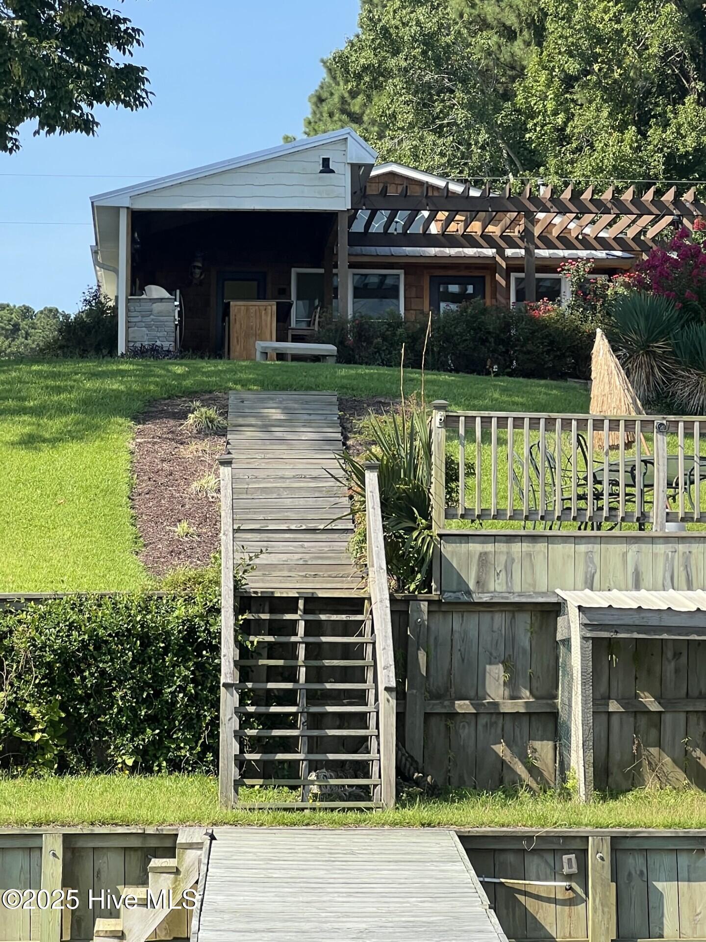 Image 2: view 2