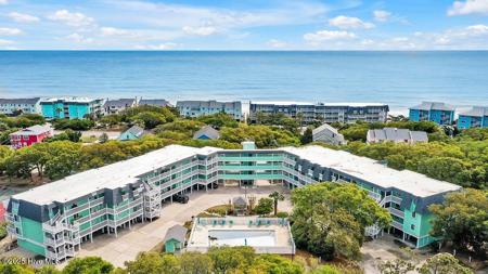 2301 Surfrider Circle