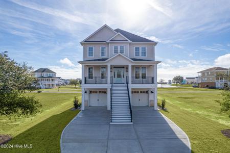 209 Colleton Square